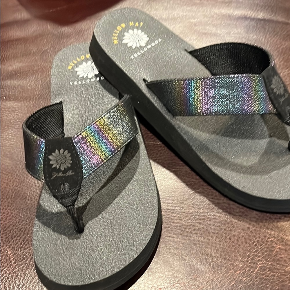 Yellow Box  Glitter Sandals - Black